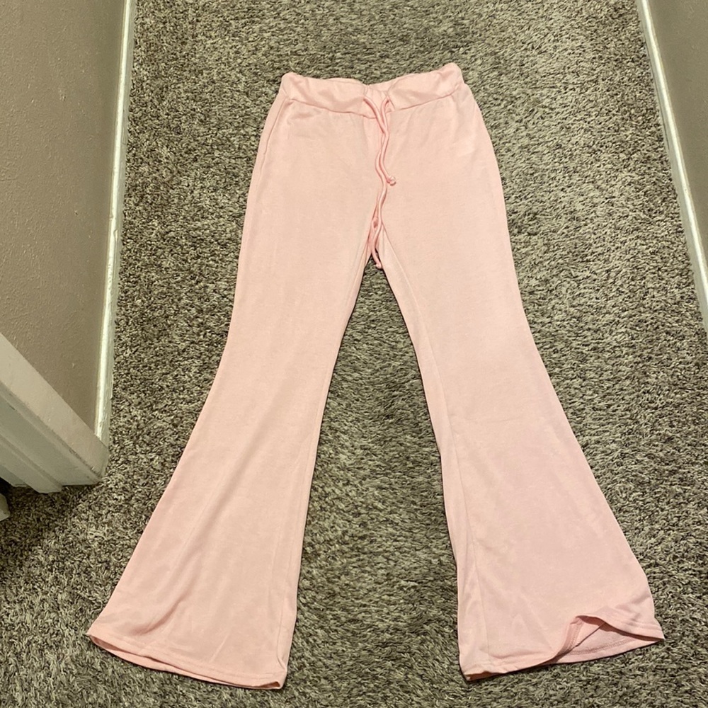 light pink flared sweatpants/ leggings